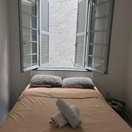 Hostel Bahia ปอร์โตอัลเลเกร ภายนอก รูปภาพ
